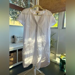 Simple, white throw dress.